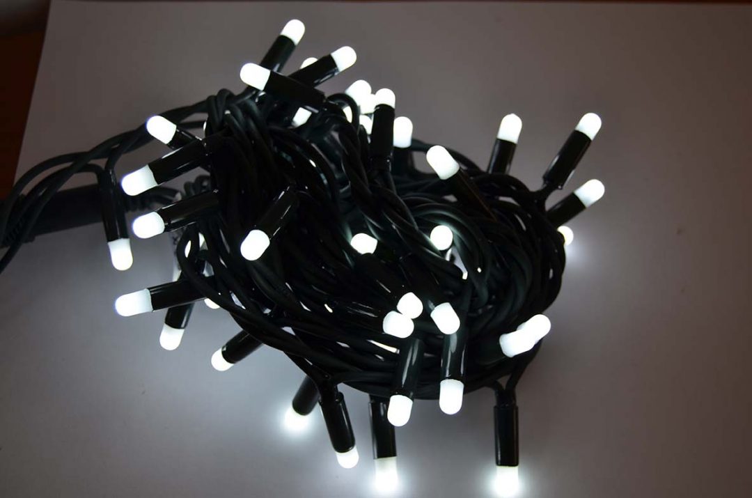 String Plus 12m 180 leds blanco frio cable verde oscuro [Clase de eficiencia energética A++]