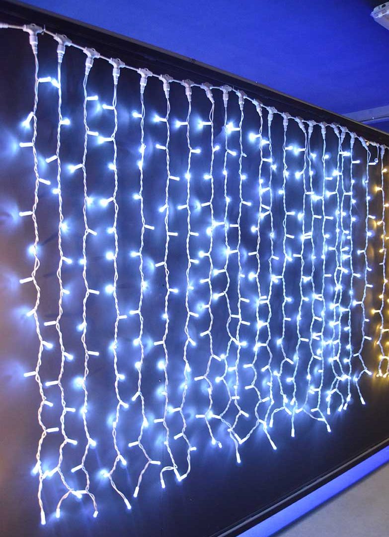 Screenlight flashing 2x1,5m 300leds blanco cable blanco