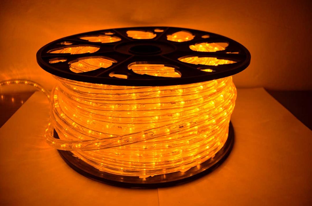 Flexilight 220v 45m 36LED/m Amarillo Horizontal [Clase de eficiencia energética A++]